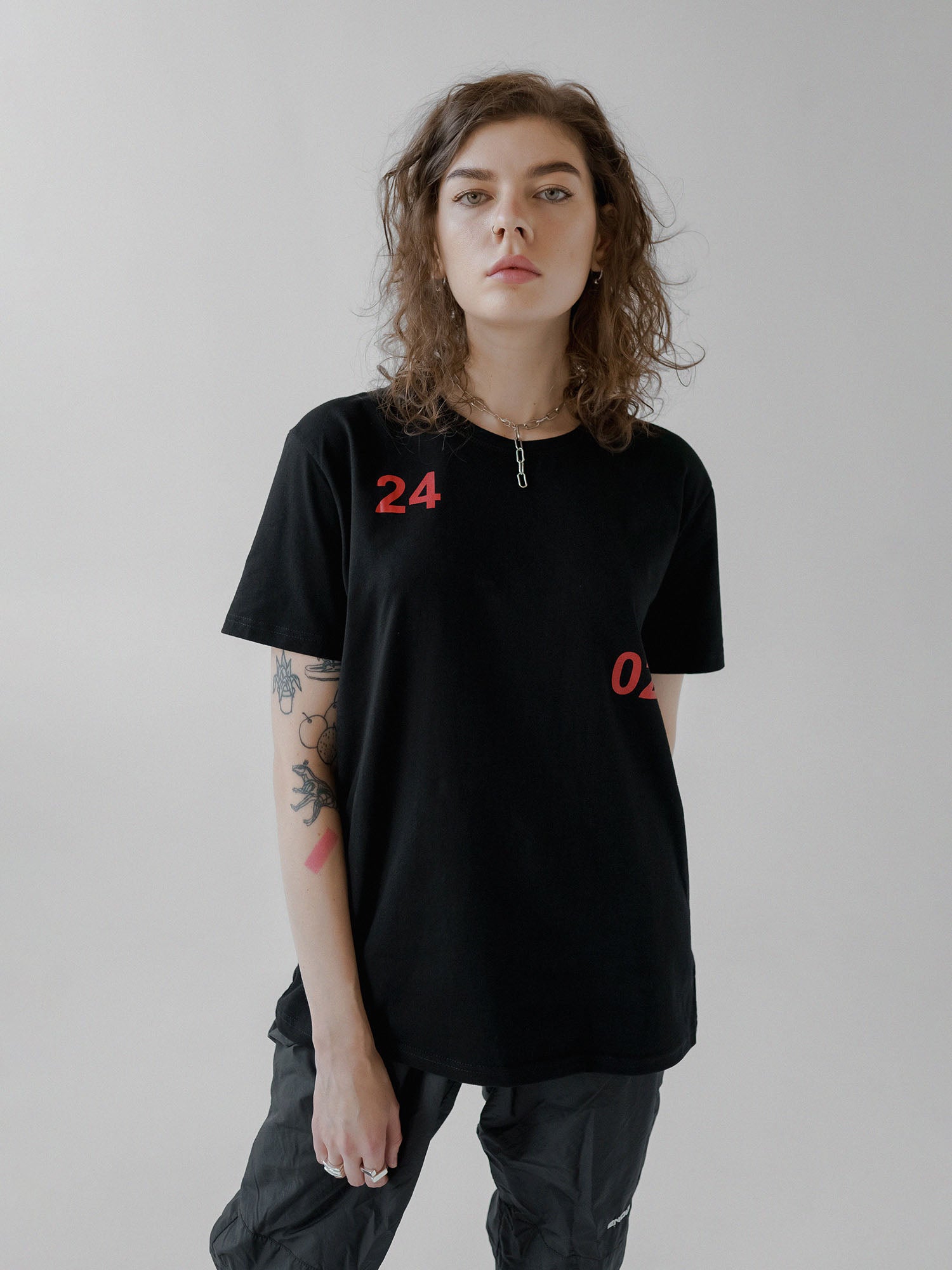 24 02 T-Shirt